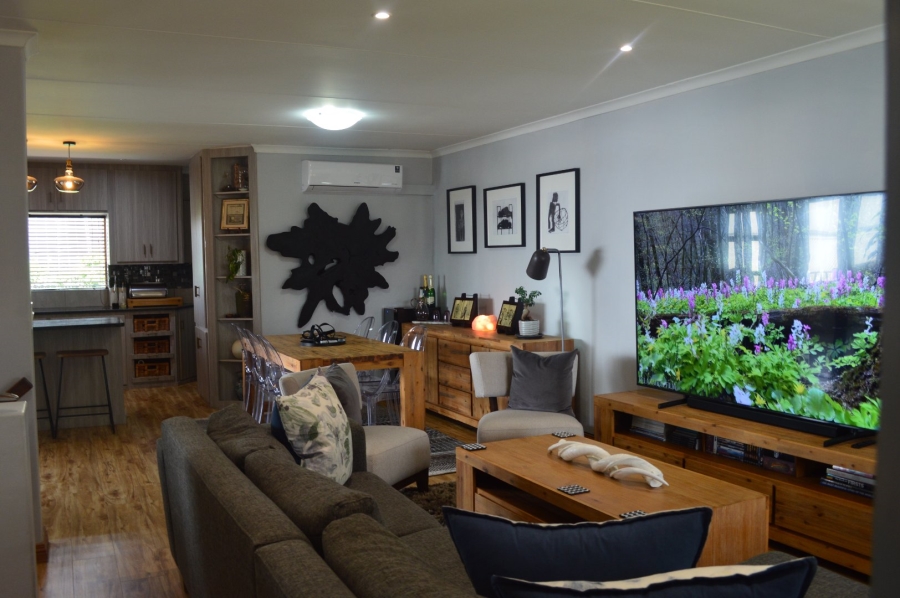 4 Bedroom Property for Sale in Wilkoppies North West